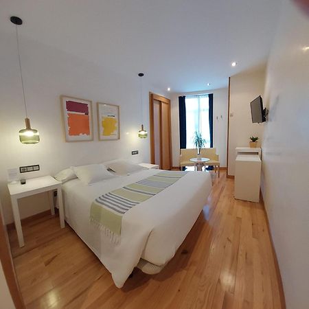 Hotel Nochendi Onís Екстериор снимка