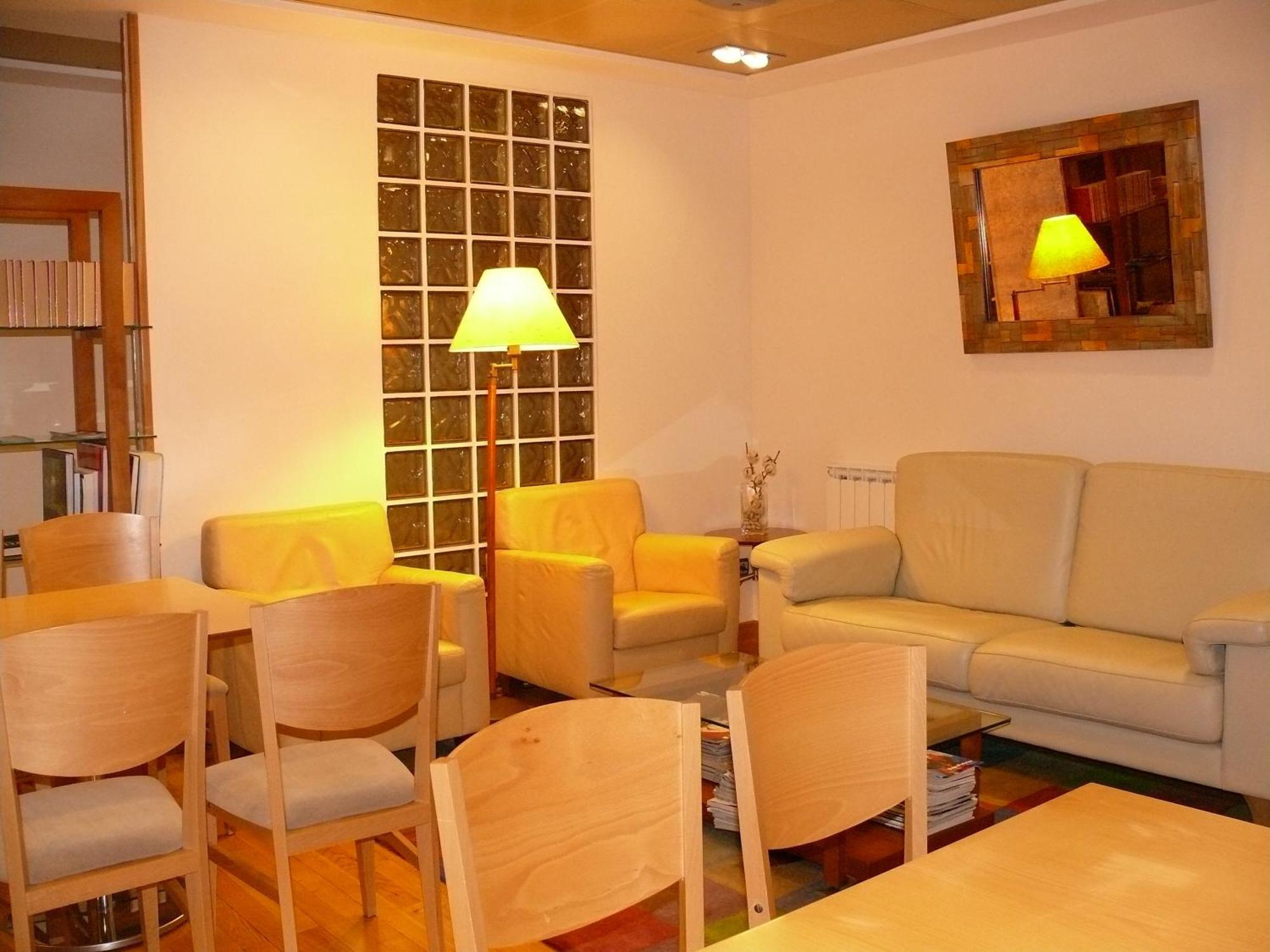 Hotel Nochendi Onís Екстериор снимка
